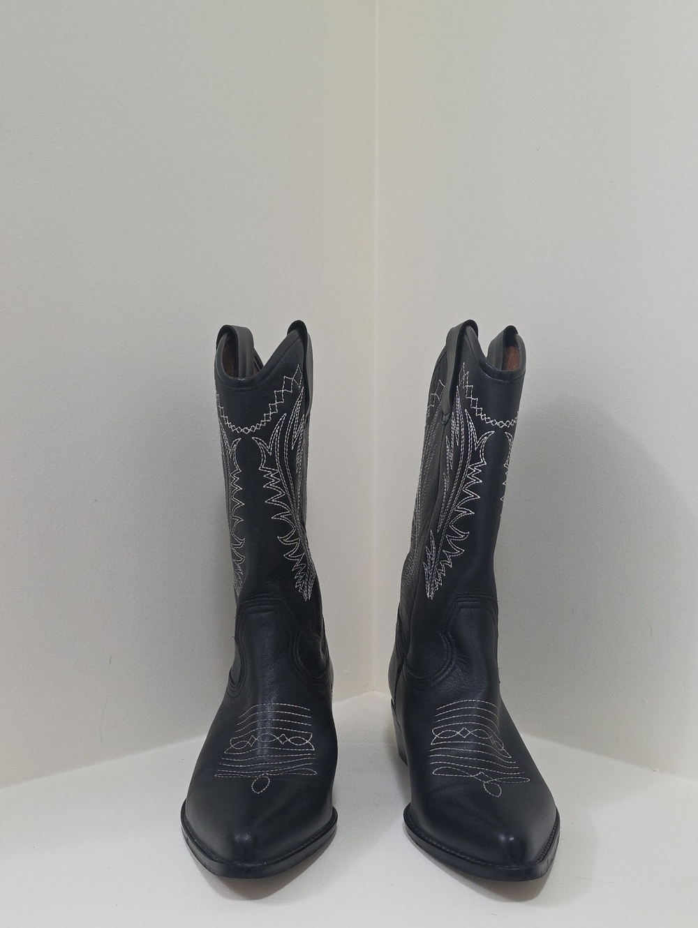 Steve Madden Black Western Cowboy Boots with White Stitching